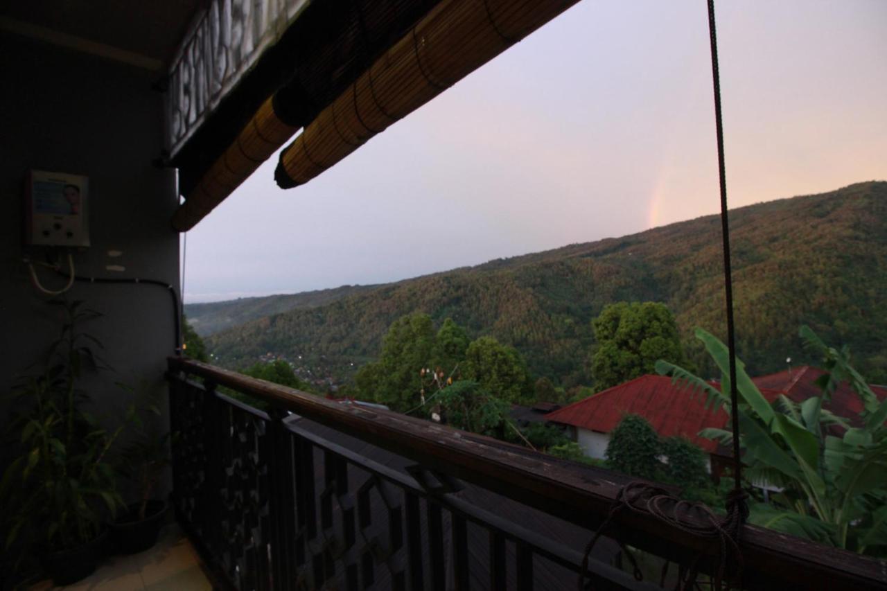 Dong Paloh Hostel 문덕 외부 사진